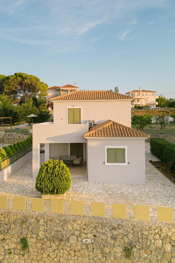 Vasilopoulos Residences - Villa Emelia With Shared Pool Argostoli  Bagian luar foto